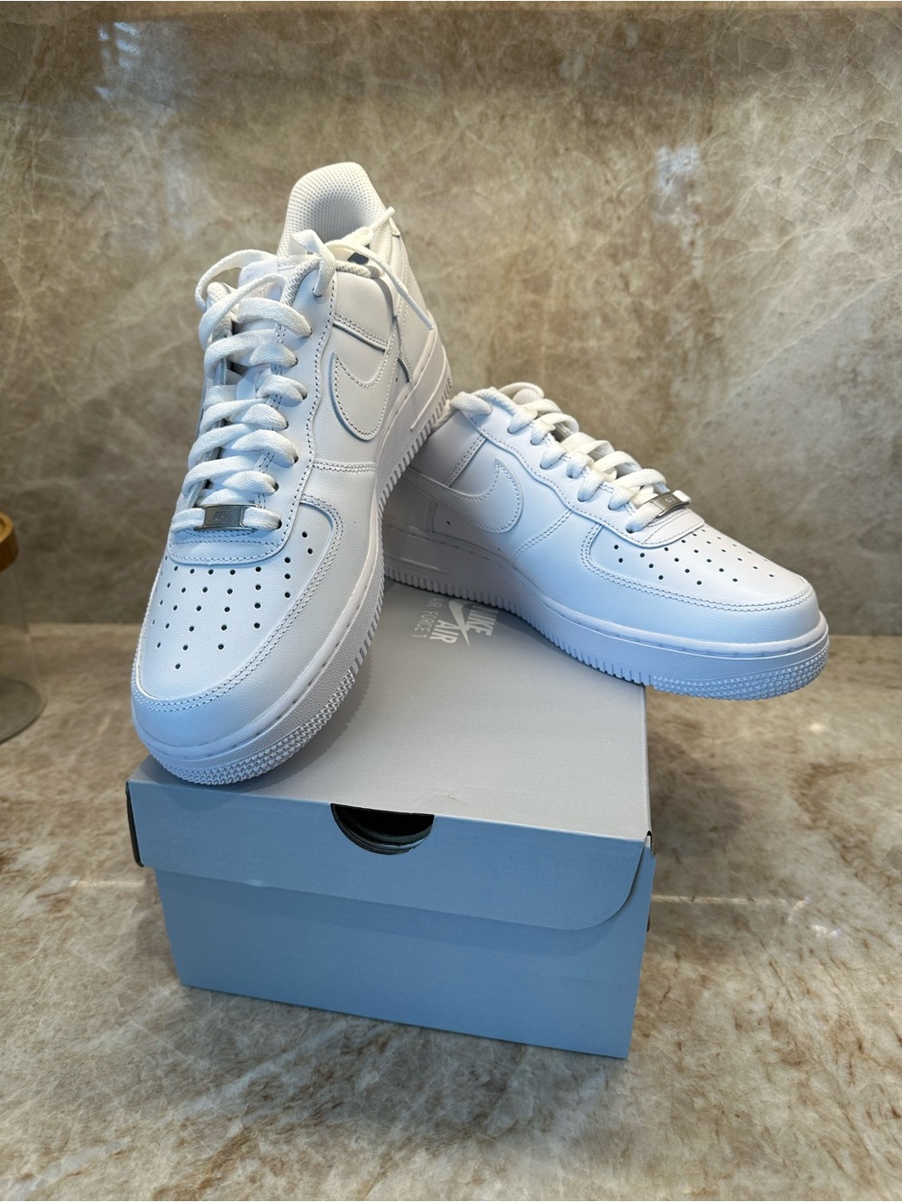 Nike White Low-Top Air Force One ‘07